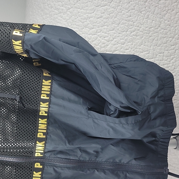 PINK lightweight mesh insert jacket! - Picture 10 of 12